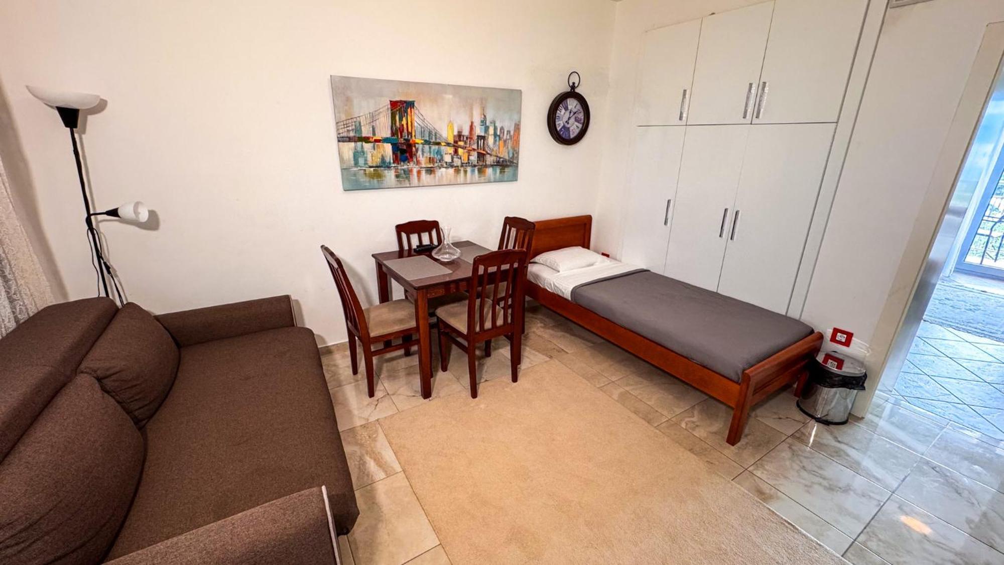 Qumi Apartments Tivat Bagian luar foto