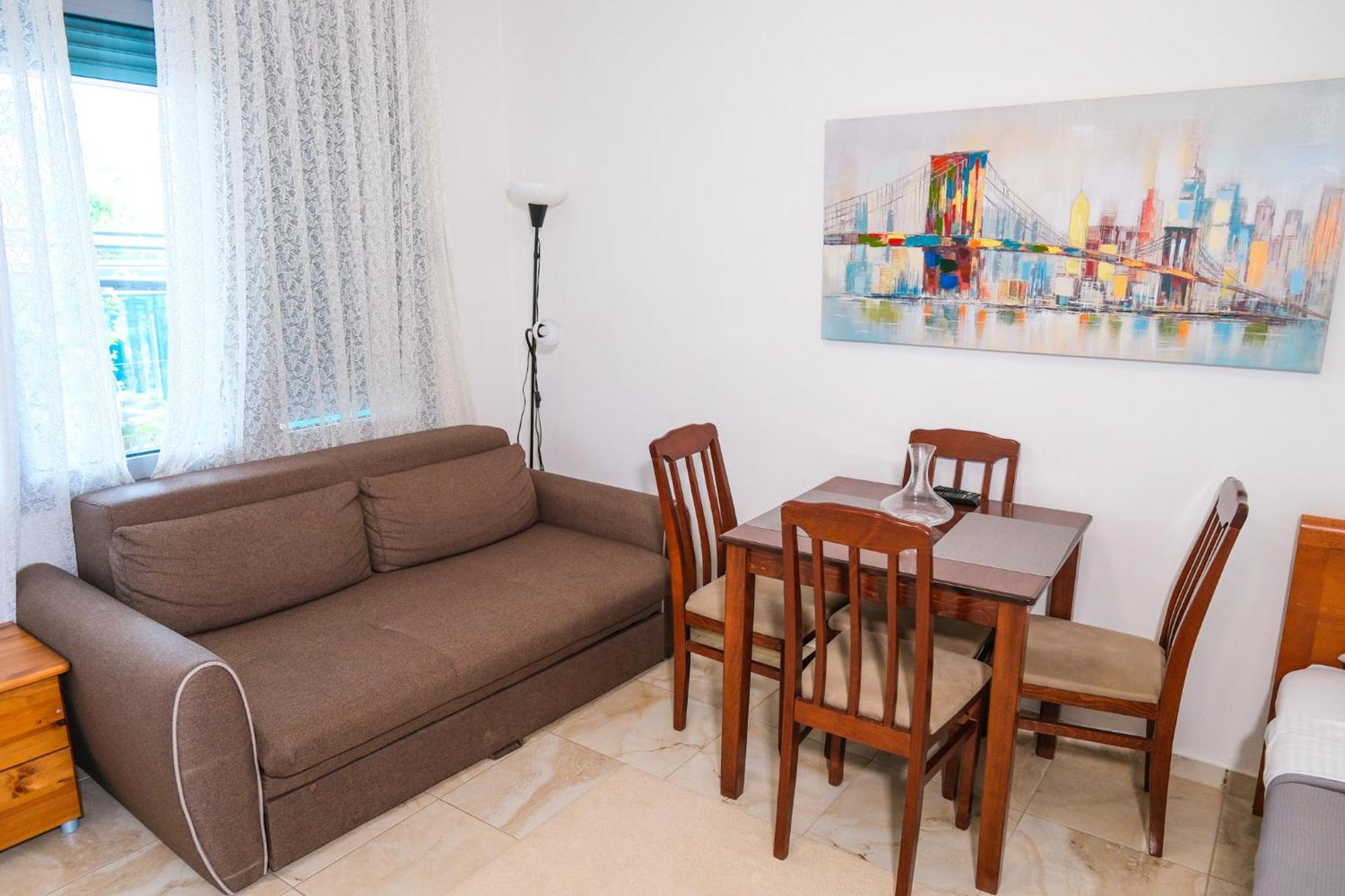 Qumi Apartments Tivat Bagian luar foto